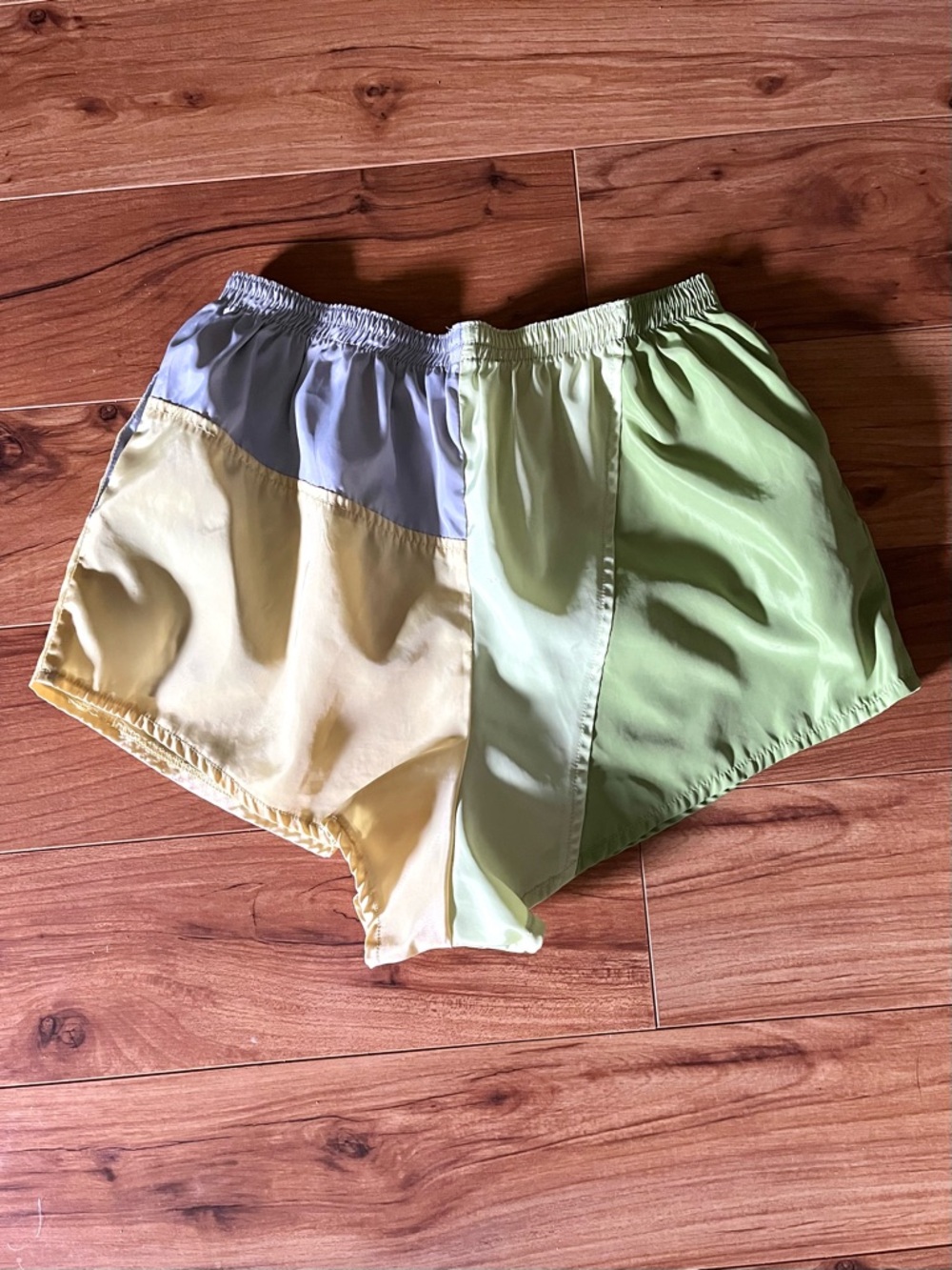 Urban Outfitters Nylon Running Shorts Small - Picture 10 of 12